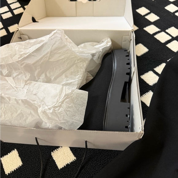 Aldo Black Over-the-Knee Stretch Platform Boots - Picture 4 of 7